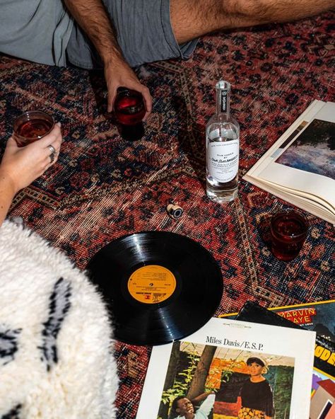 23 DE NOVIEMBRE - VINOS Y VINILOS: DIME QUÉ ESCUCHAS Y TE DIRÉ QUÉ BEBES